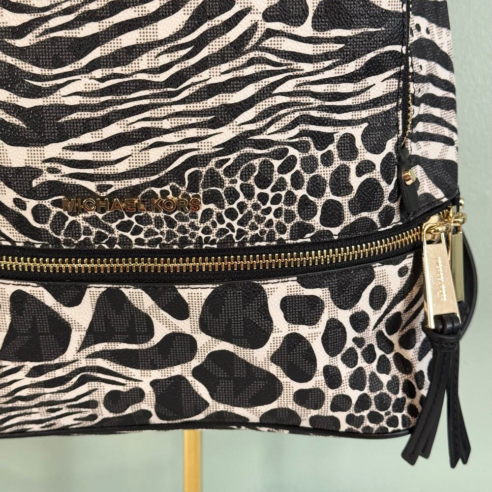 Michael Kors Backpack Handbag Womens Black White Zebra Print Signature Logo Zip - Picture 2 of 10